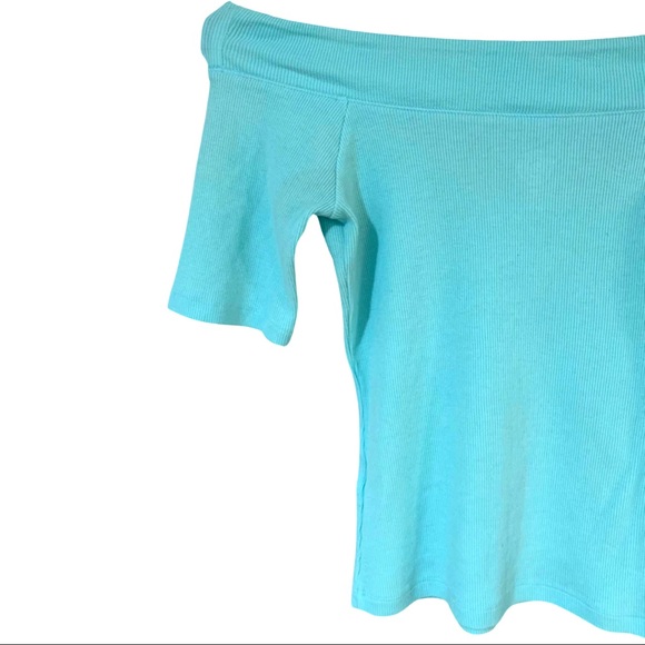 Neon Teal Off-Shoulder Short Sleeve Crop Top • Woman - Picture 2 of 9